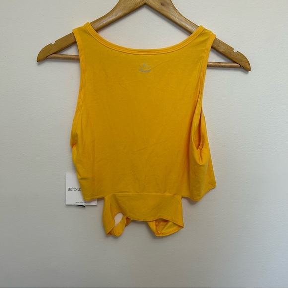 Beyond Yoga Featherweight Embrace Crop Top with Soft Spacedye Fabric Large NWT - Picture 6 of 6